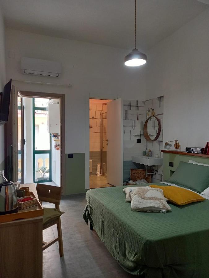 Maga Miro - Guest House Salerno Exterior photo